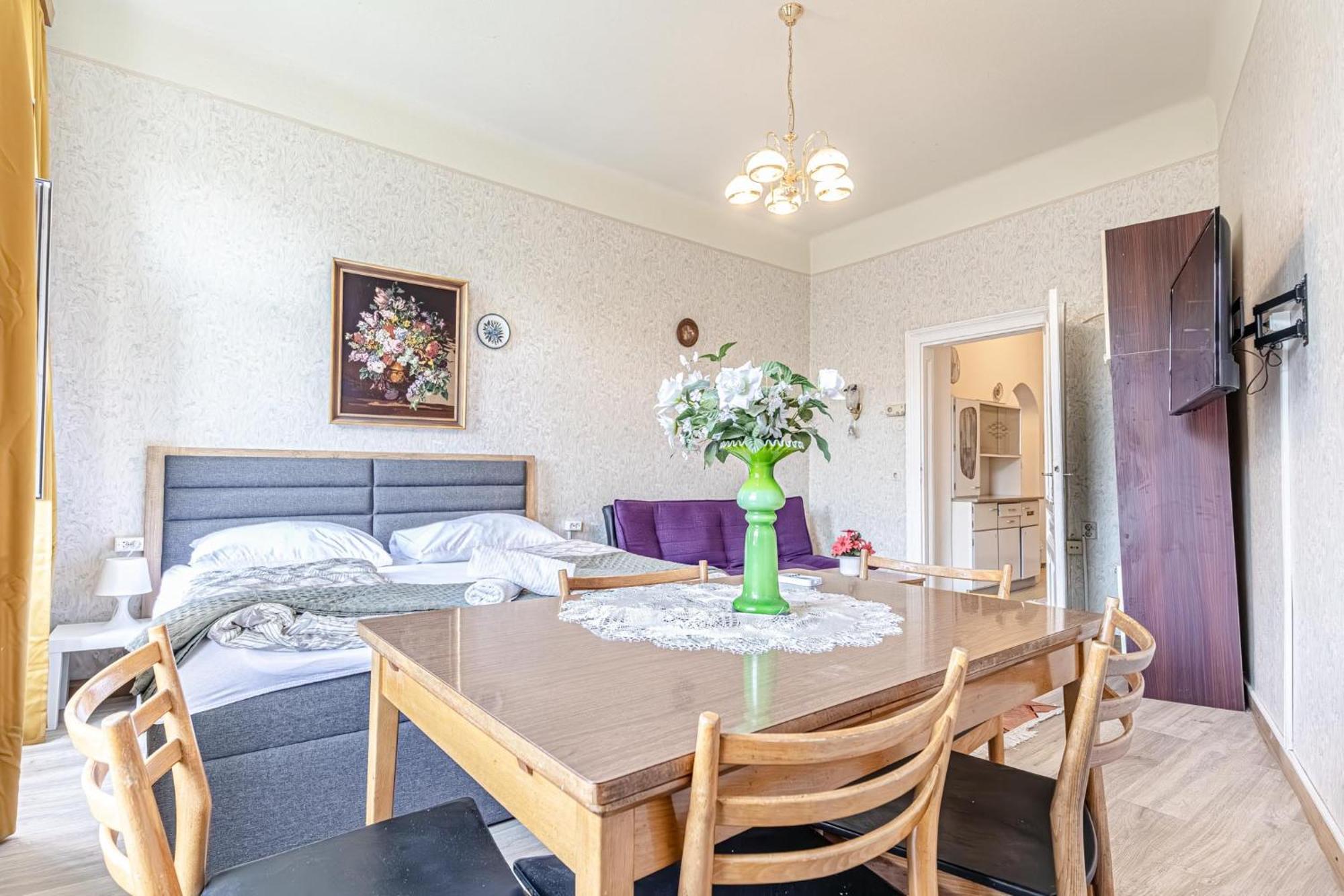 Vintage 1br With Shared Garden - U6 Metro & Danube *